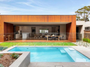 Enjoying its perfect northern orientation, Geelong